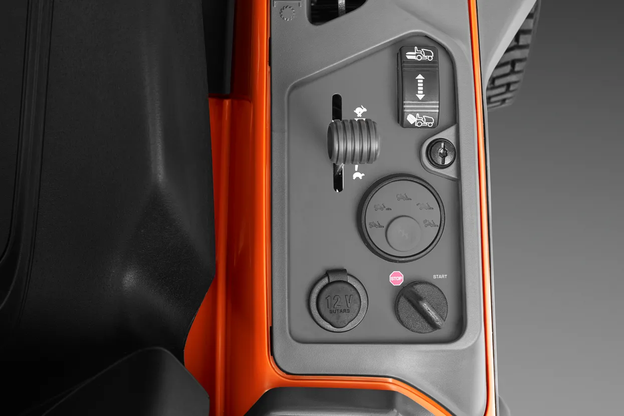 Aufsitzfrontmäher Husqvarna RC 320Ts AWD – Bild 8