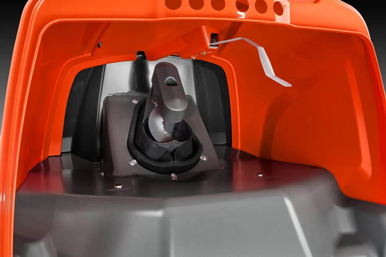 Aufsitzfrontmäher Husqvarna RC 320Ts AWD – Bild 13