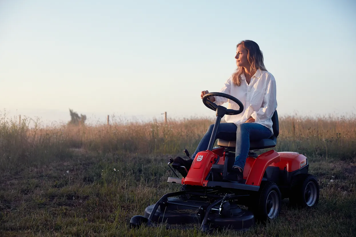 Aufsitzfrontmäher Husqvarna R 112iC – Bild 7