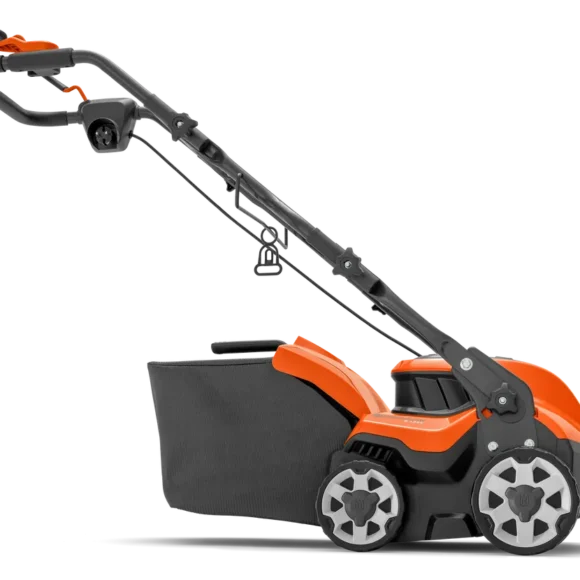Alternative view of HUSQVARNA S138C Elektrischer Vertikutierer