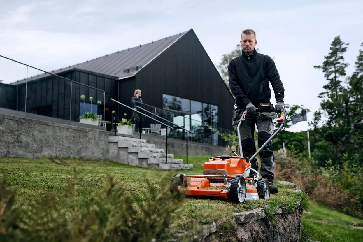Husqvarna Elektro-Rasenmäher LB 553iV – Bild 3