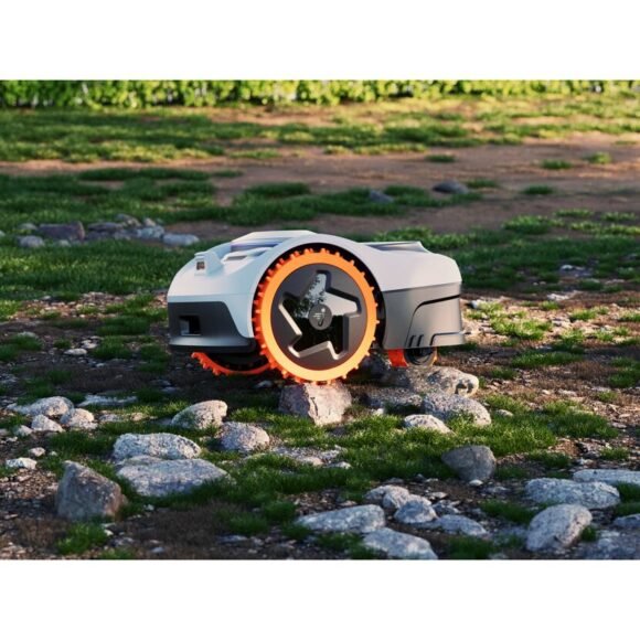 Alternative view of Mähroboter 'i206E AWD' bis 600 m²